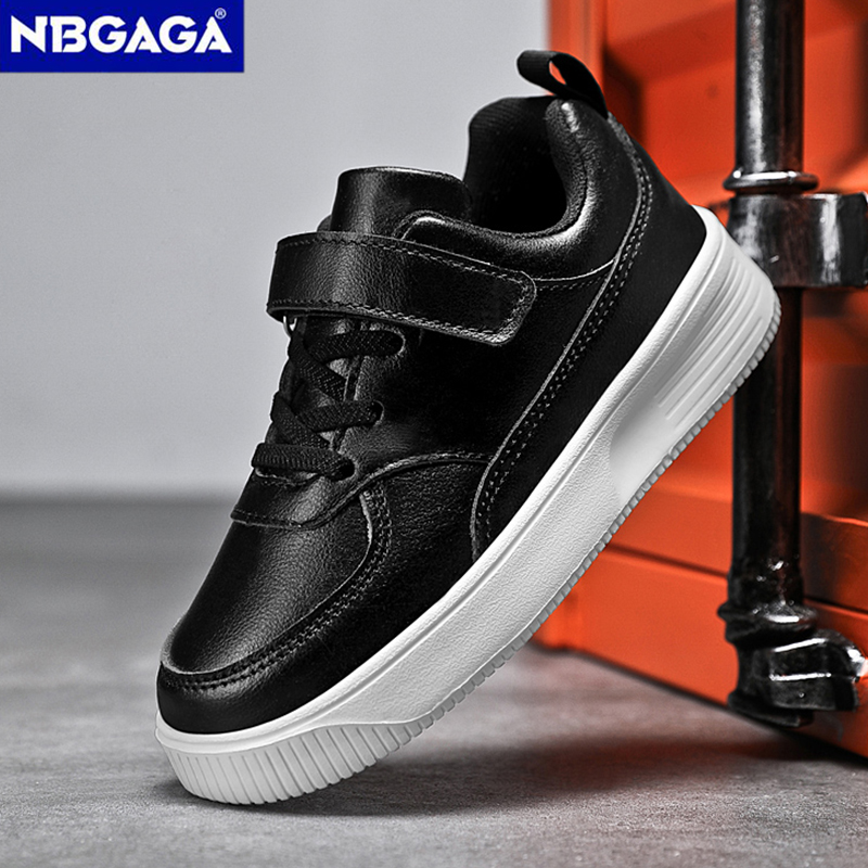 White Casual Sports Sneakers f - مراجعة Badminton Junior وسعره