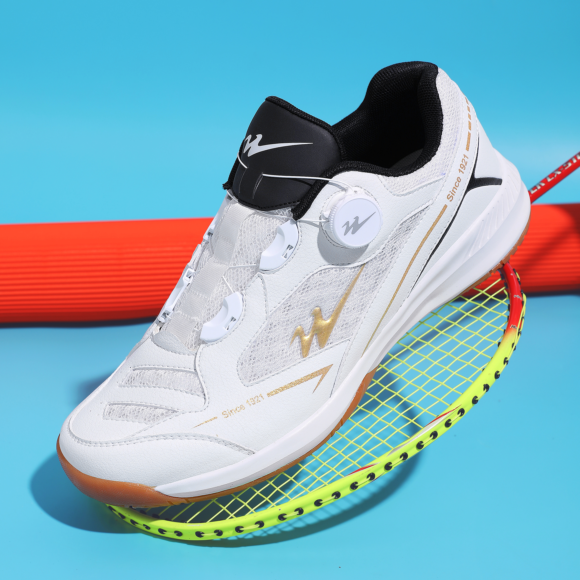 2026 New Brand Badminton Shoes - مراجعة Badminton Youth وسعره
