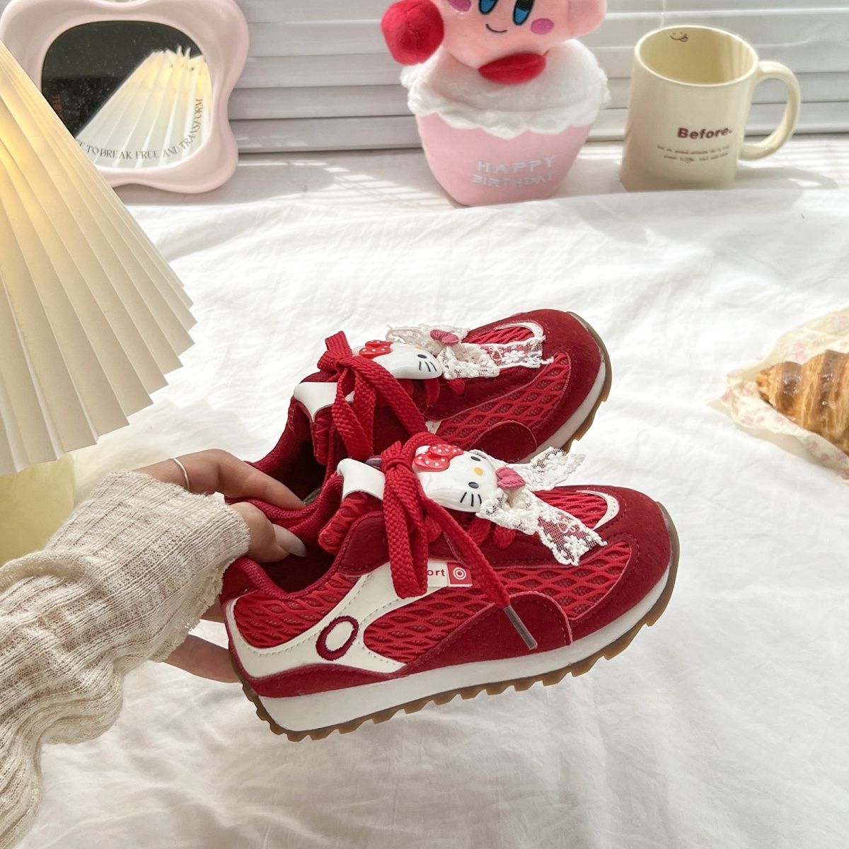New Sanrio Hello Kitty Girls C - مراجعة Badminton Junior وسعره