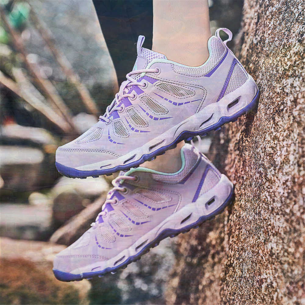 Sumer Round Tip Silver Sneaker - مراجعة Badminton Youth وسعره