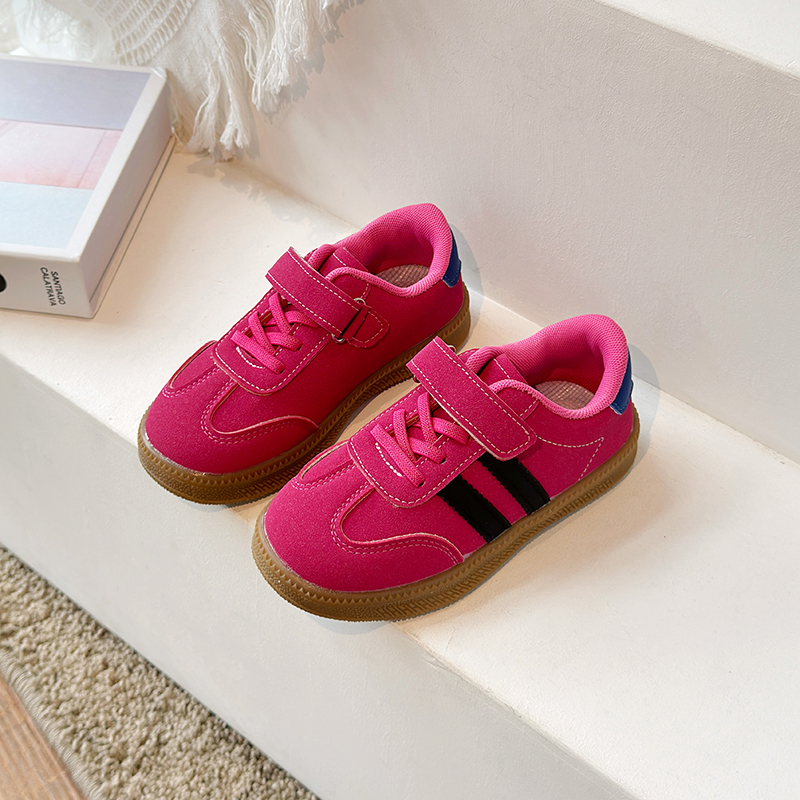 PU Leather Sneakers For Childr - مراجعة Badminton Junior وسعره