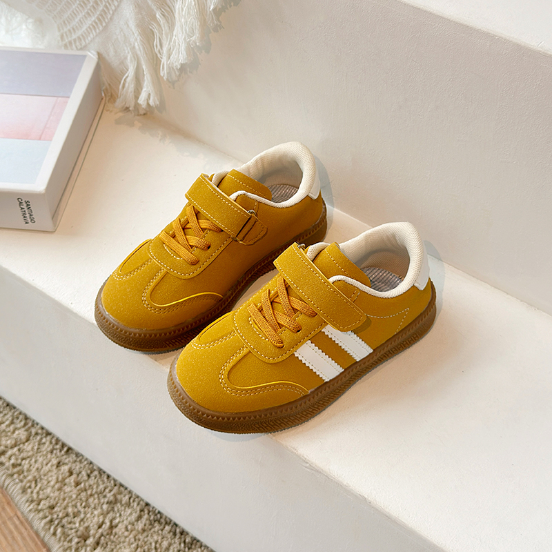 PU Leather Sneakers For Childr - مراجعة Badminton Junior وسعره