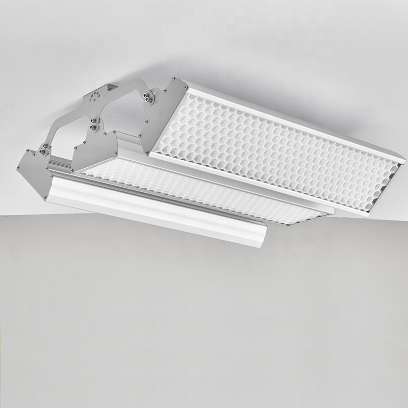3*100W Super Bright Anti-glare - مراجعة Badminton Hall وسعره