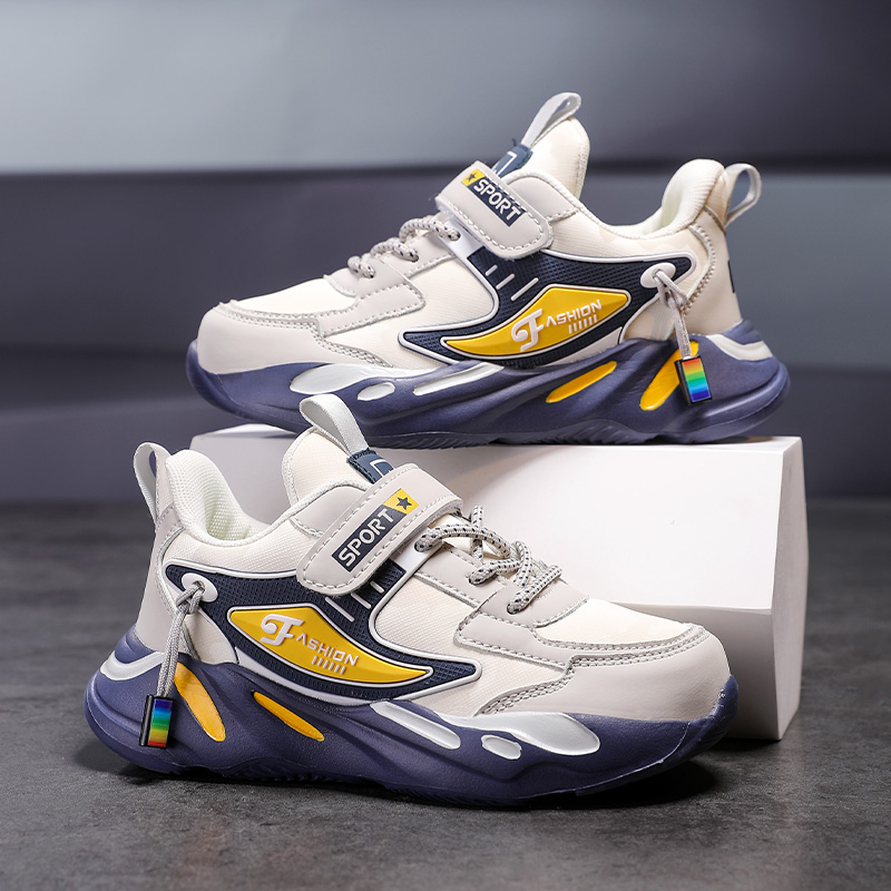 New Children's Tennis Shoes St - مراجعة Badminton Junior وسعره