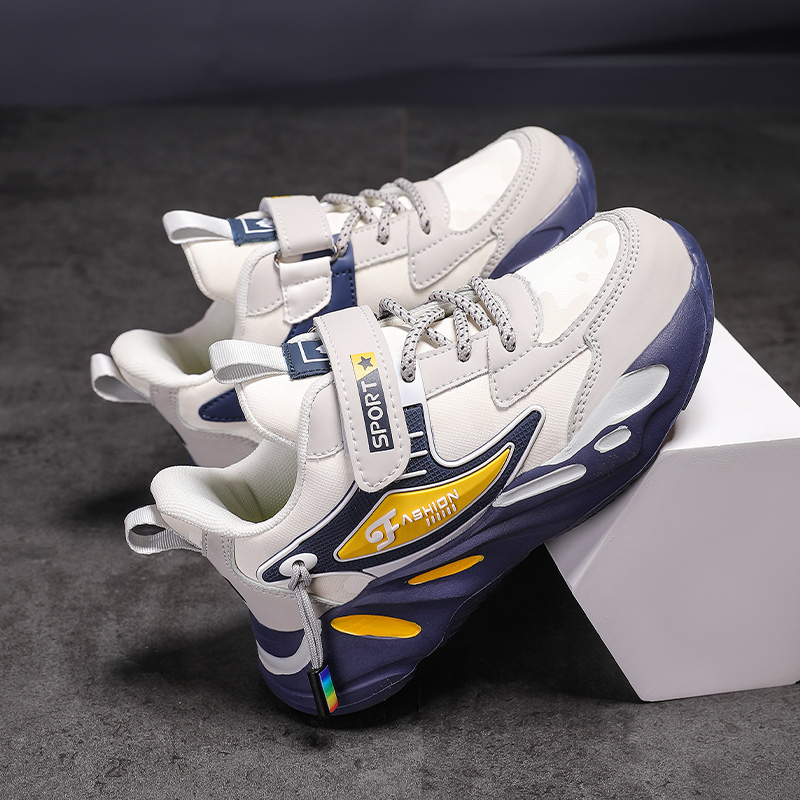 New Children's Tennis Shoes St - مراجعة Badminton Junior وسعره