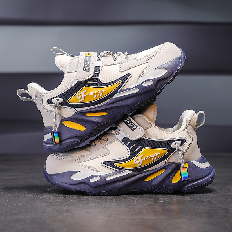 New Children's Tennis Shoes St - مراجعة Badminton Junior وسعره