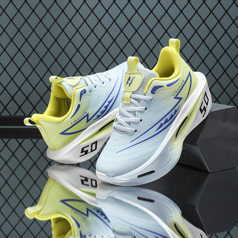 Children Sneakers Boys Sports  - مراجعة Badminton Junior وسعره